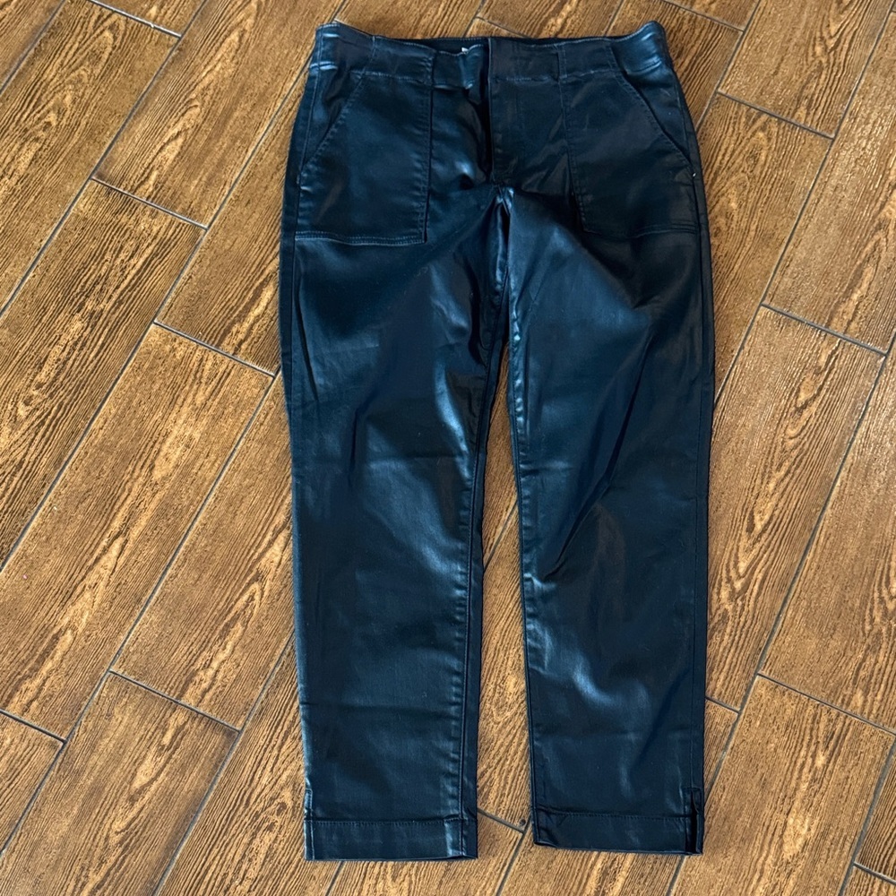 Kut from the Kloth Black Pants leather look